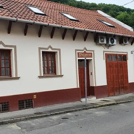 Palantir Panzio 3* Miskolc